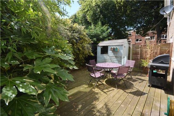 2 Bedroom Maisonette